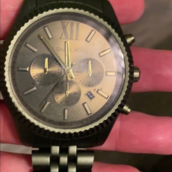Michael Kohl’s green army watch new with box